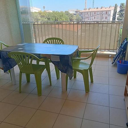 Appartement Residence Les Eucalyptus Л'Иль-Рус Экстерьер фото